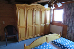 Schrank im Schlafzimmer
