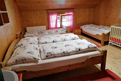 Hausbergerhof_Brixlegg_Alpbachtal_Vierbettzimmer (