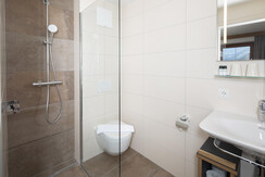 Hauserwirt - Badezimmer