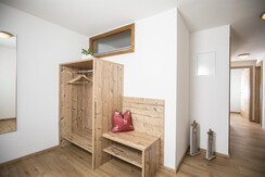 Hochmuthhof-Fewo2GardarobeEingang