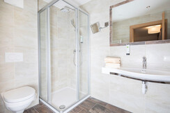 Hotel Alphof_Alpbachtal_Bad Zimmer 615