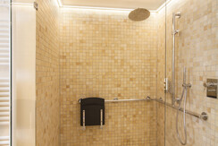 Zimmer Schlosshof (4)