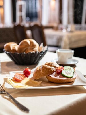 Gedeckter Frühstückstisch im Stockerwirt | © Stockerwirt