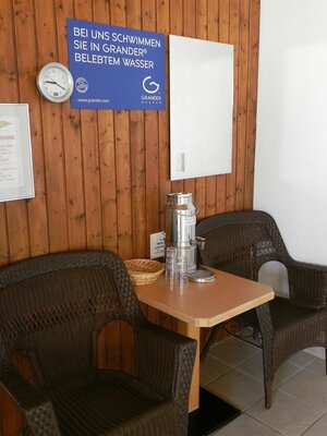 Hallenbad Eingang | © Sonnhof