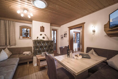 Landhaus_Alpbach_Appartement_2_Wohnzimmer