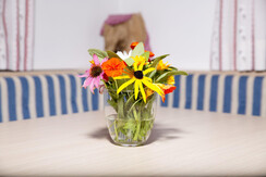 Reither-Kogel-Appartement_Blumen_Landhaus-Greil_Re