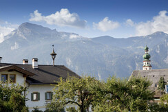 Greil-Appartement_Ausblick-Rofangebirge_Westen_Lan