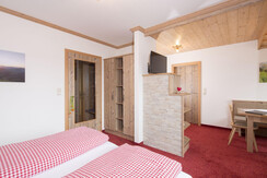 Greil-Appartement_Wohnraum-5_Landhaus-Greil_Reith-