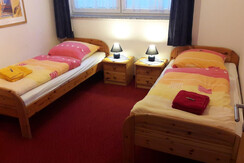 zweibett_schlafzimmer