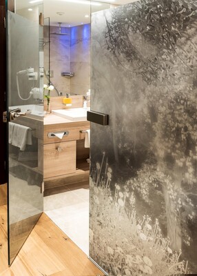 Double Room Alpin_bath