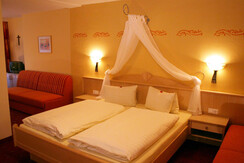 Edelweiss Breitenbach Fam.