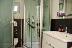 Ferienwohnung_Kramsach_ Alpachtal_Badezimmer