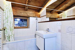 Knappenhaus vorne Bad