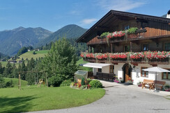 Riedhof_Brandenberg_Alpbachtal_Aussenansicht