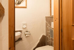 Almhütte_WC_Rosenhof_Alpbach_Tirol