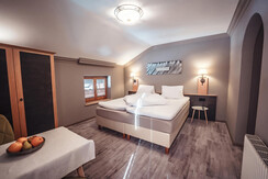 Schwaiger Doppelbett II - 004