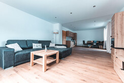 Sunny Mountain_Alpbachtal_Sunny_Wohnzimmer_Küchena