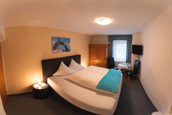 Doppelzimmer 3